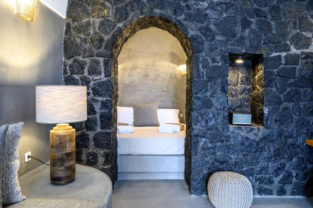 Deep Earth Villas Éxo Goniá 外观 照片