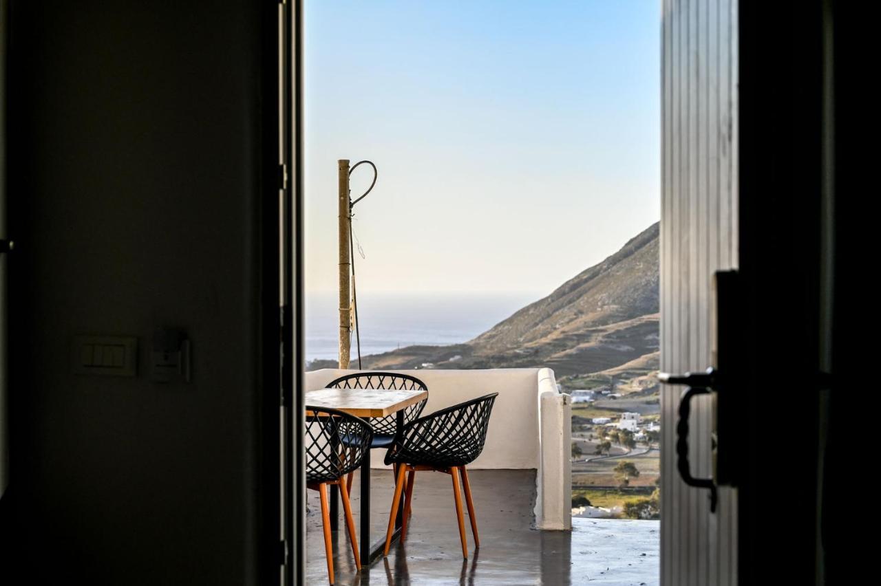 Deep Earth Villas Éxo Goniá 外观 照片
